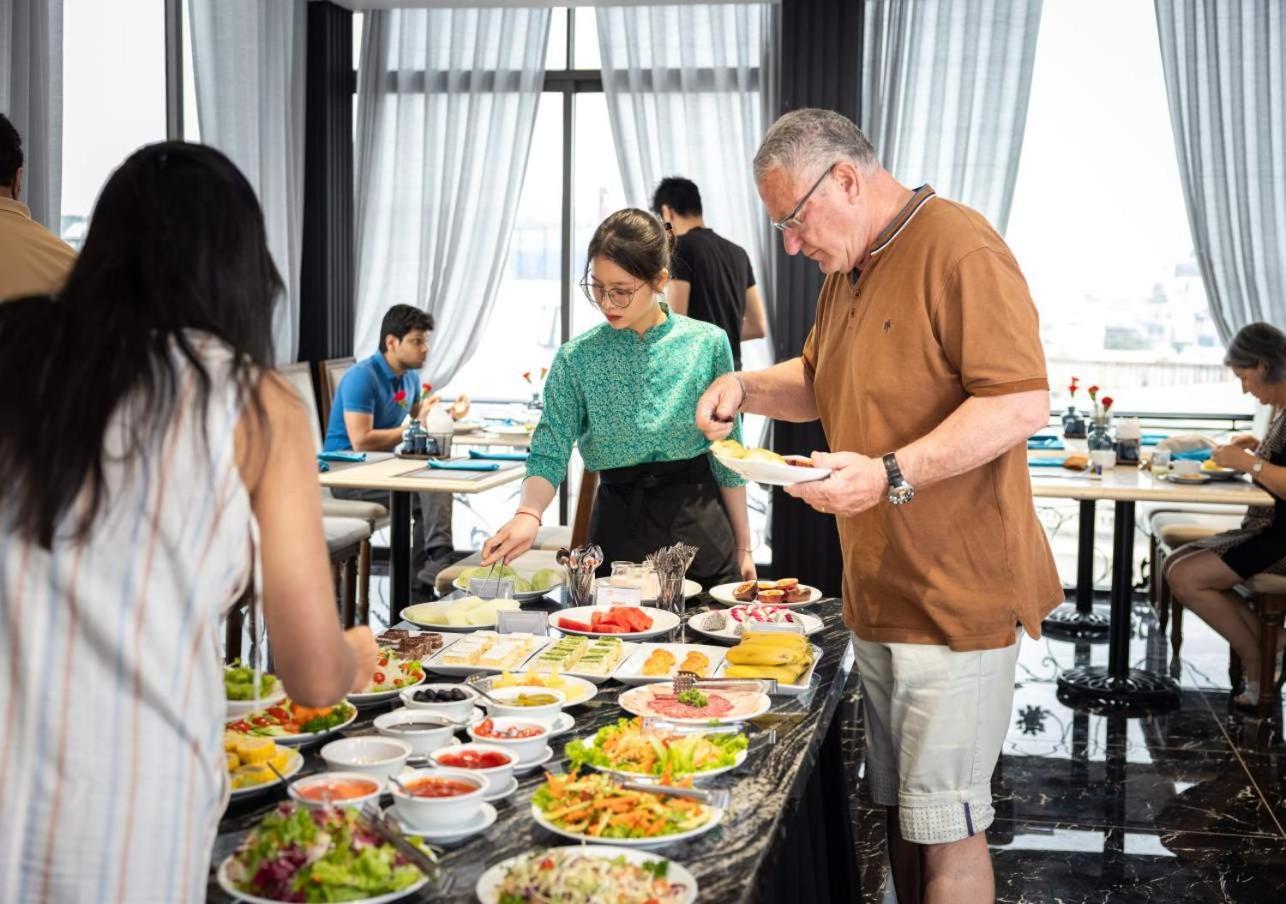 Artisan Hoan Kiem Hotel Hanoi Bagian luar foto