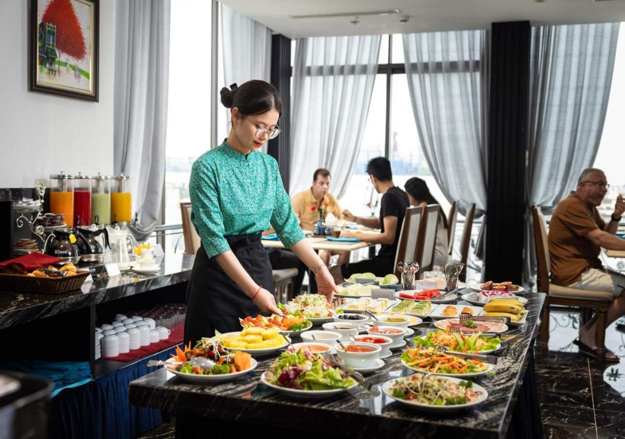 Artisan Hoan Kiem Hotel Hanoi Bagian luar foto
