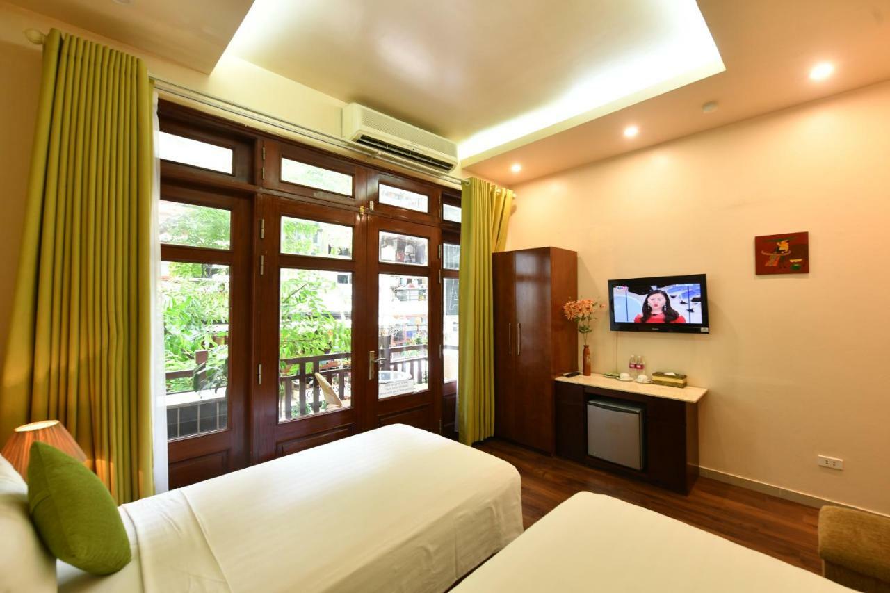 Artisan Hoan Kiem Hotel Hanoi Bagian luar foto