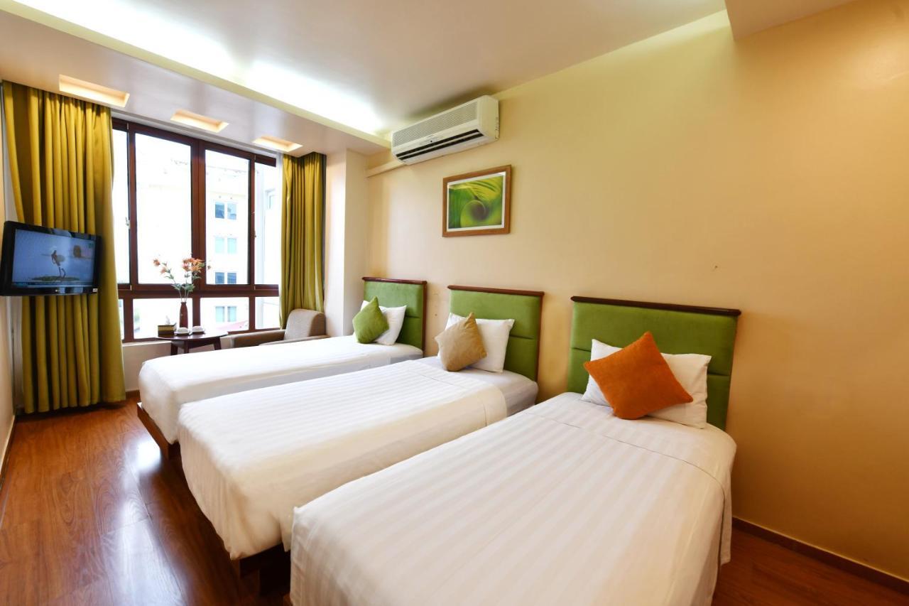 Artisan Hoan Kiem Hotel Hanoi Bagian luar foto